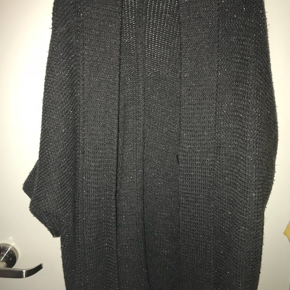 Sweater shawl